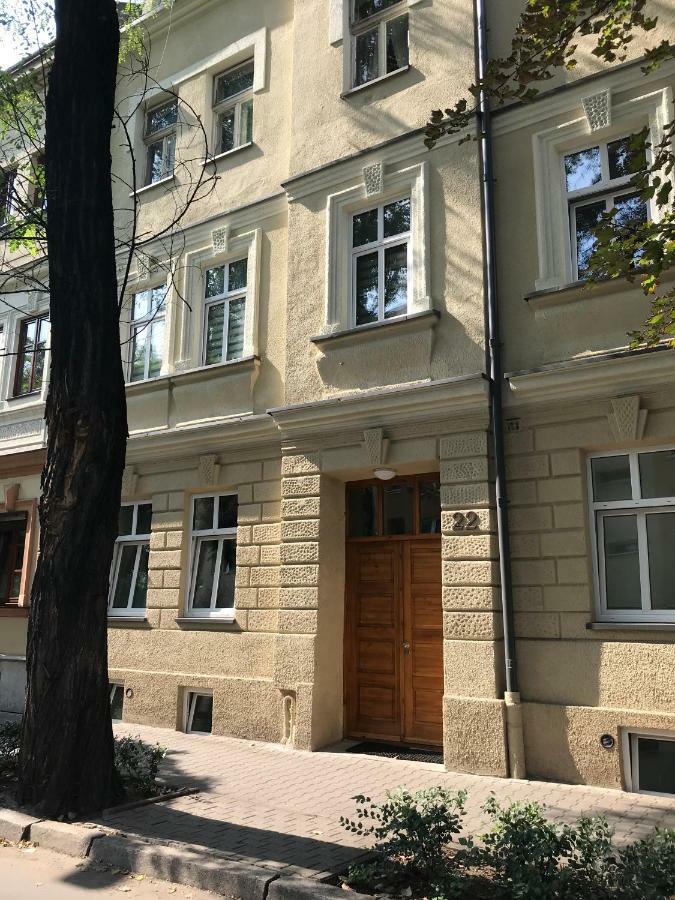 Jacuzzi & Bike Apartment, Kraków Eksteriør billede